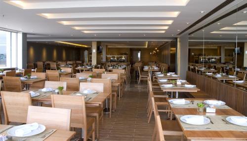 Riale Brisa Barraにあるレストランまたは飲食店