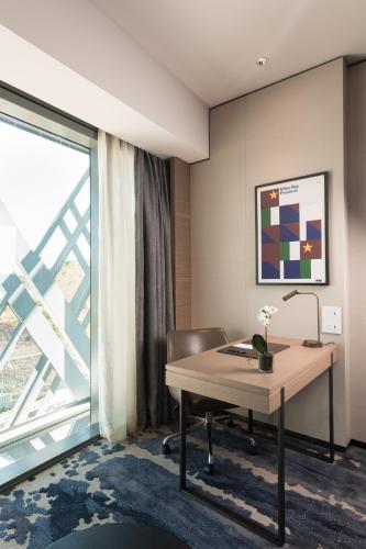 Posezení v ubytování Hilton Port Moresby Hotel & Residences