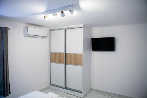 Beautiful Central Cozy Apartment