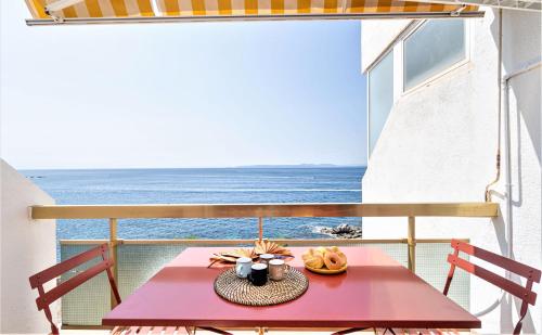 sea blue apartment