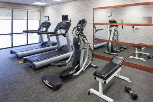 Courtyard by Marriott Miami at Dolphin Mall photo 44
