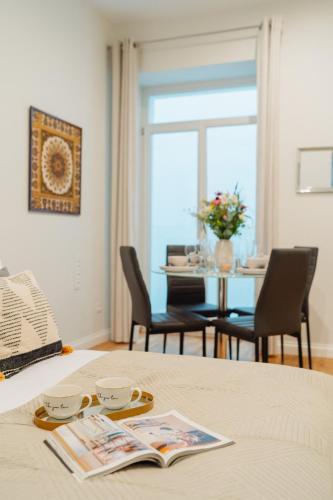 Area soggiorno di Art Palace - LoftAffair Collection