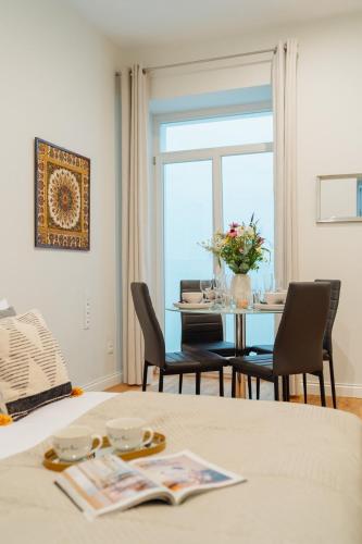 Area soggiorno di Art Palace - LoftAffair Collection