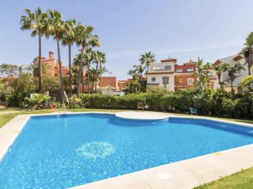 Spectacular views at beachfront townhouse RDR318