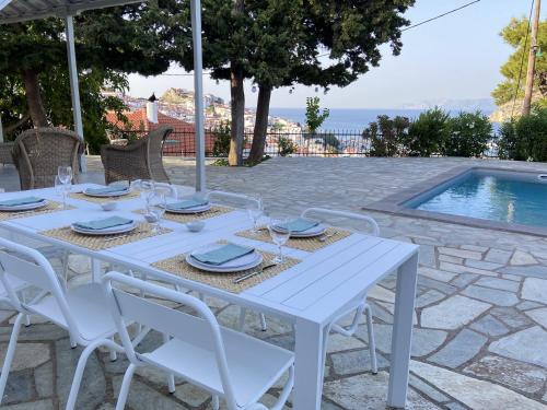 Villa Icelle Skopelos Town Sea View Swimming Pool