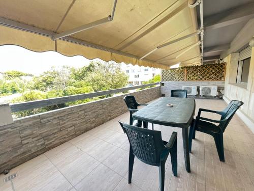Imperiale Apartmentにあるバルコニーまたはテラス