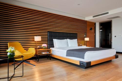 Postel nebo postele na pokoji v ubytování Metropolitan Hotels Bosphorus - Special Category