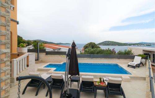 Amazing Home In Razanj