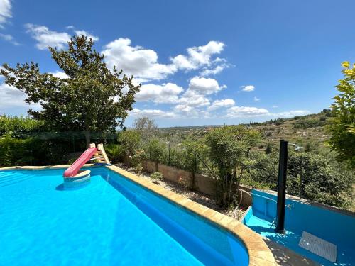 Bazén v ubytování Casa Vacanze Salvatore-Relax con piscina privata nebo v jeho okolí