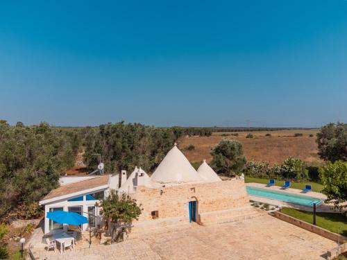 Πισίνα στο ή κοντά στο Trullo Tarantini con piscina privata