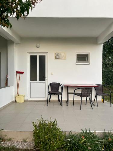 Gallery image of Mar nero Apartments in Bregvija
