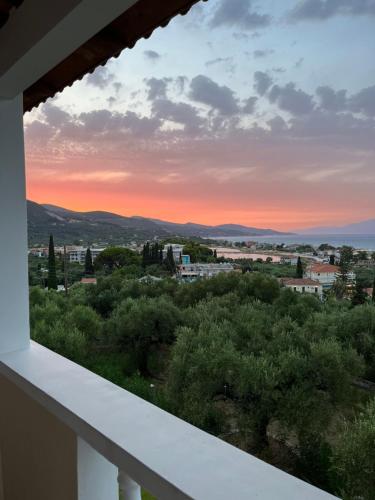 Gallery image of Endless Seaview Apartment A in Alykes