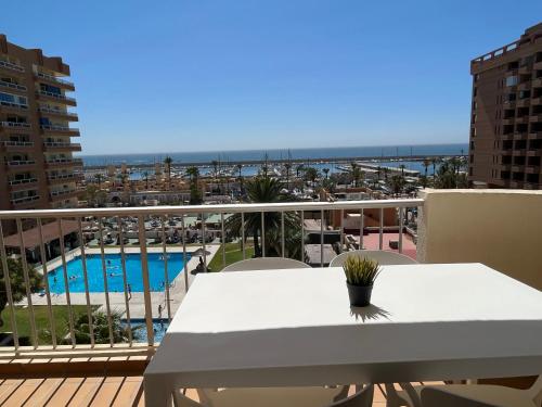 Sur Suites La Marina