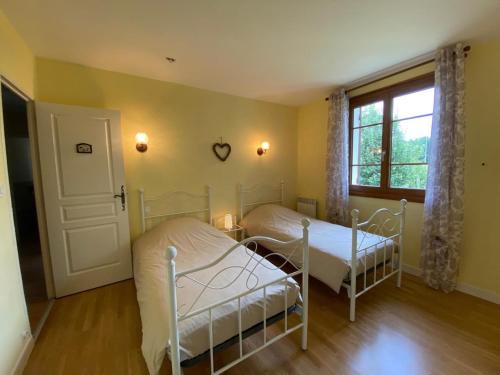Легло или легла в стая в Gîte Lanouaille, 5 pièces, 8 personnes - FR-1-616-335