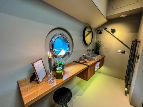Фотография из галереи Boat & Boost Amsterdam в Амстердаме