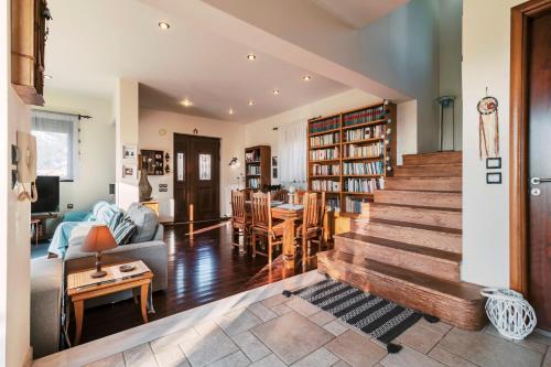 Hillwings Villa