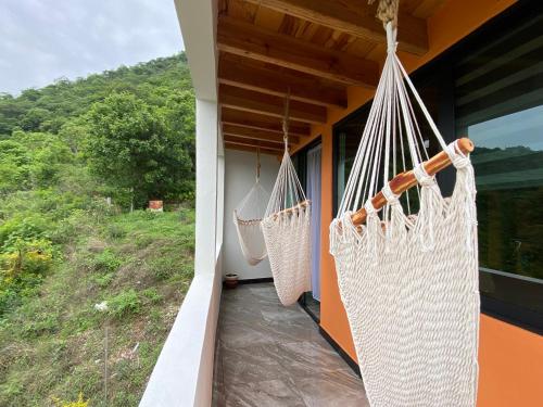 Μπαλκόνι ή βεράντα στο Hospedaje Anturios Valle de Bravo
