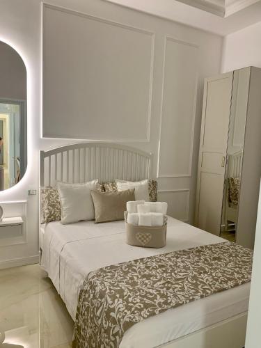 Ferdinando's Home