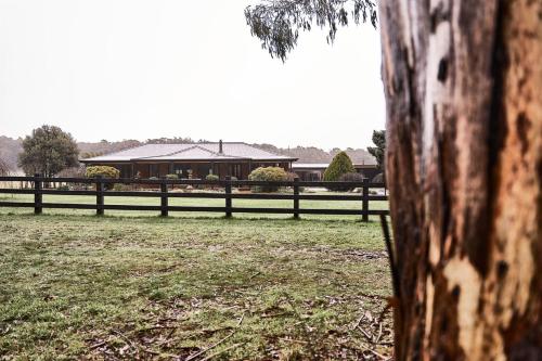 Φωτογραφία από το άλμπουμ του Leonards Hill House - Daylesford Region σε Leonards Hill