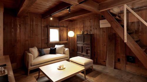 Гостиная зона в HOTEL CULTIA DAZAIFU