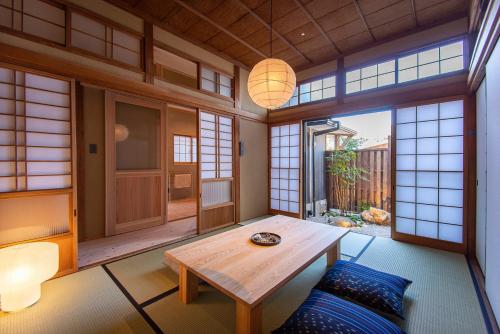 Гостиная зона в HOTEL CULTIA DAZAIFU