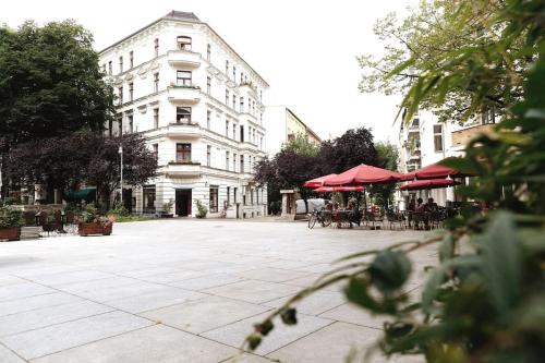 LANG Li by ROCKCHAIR Apartments l SUPERHOST Status l 2 Bedrooms Boxspringbeds in City Center - Cozy Family & Business Flair welcomes you! photo 22