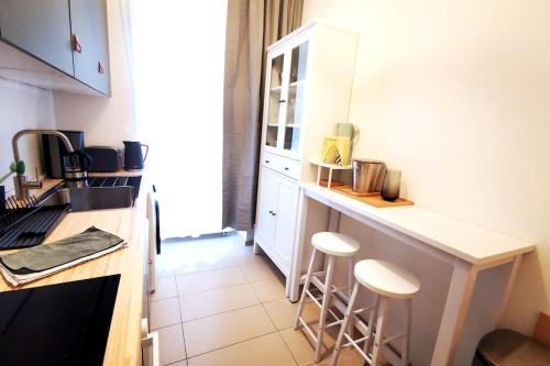 LANG Li by ROCKCHAIR Apartments l SUPERHOST Status l 2 Bedrooms Boxspringbeds in City Center - Cozy Family & Business Flair welcomes you! photo 28