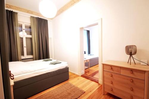 LANG Li by ROCKCHAIR Apartments l SUPERHOST Status l 2 Bedrooms Boxspringbeds in City Center - Cozy Family & Business Flair welcomes you! photo 46