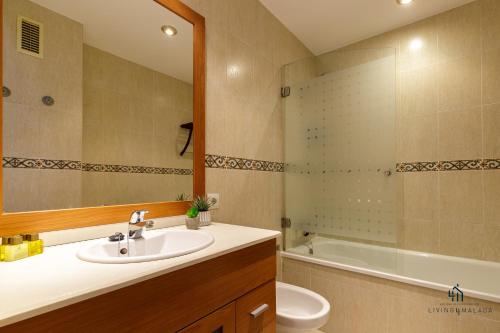 Living4malaga Ollerias Centre Apartment