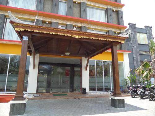 Η πρόσοψη ή η είσοδος του Alkyfa Hotel Bali