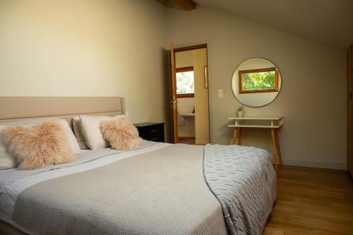 เตียงในห้องที่ Family Chalet 3 Bedrooms + Sauna + Mountain Views