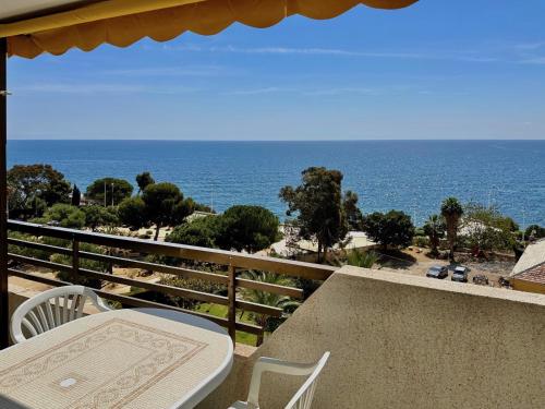 Clubrent - Edf Calpe Place, planta 7, primera linea