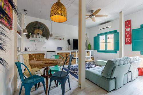 Petite Maison Lili by Caleta Homes