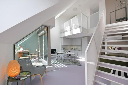 Julius 26 - Duplex Apartment, Modern Charm in Vienna