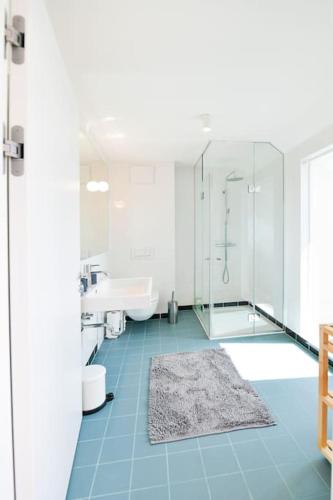 Julius 27 - Cozy Retreat, 5 Mins to City Center