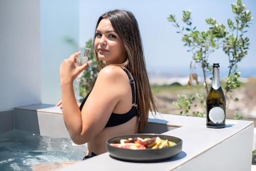 Vista Al Mar Santorini (sea view & hot tub jacuzzi)