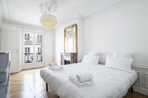 Pick A Flat's Apartment near Moulin Rouge - Rue Fontaine