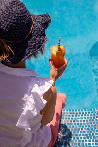 Wellness Hotel Kager Harkányで提供されているドリンク