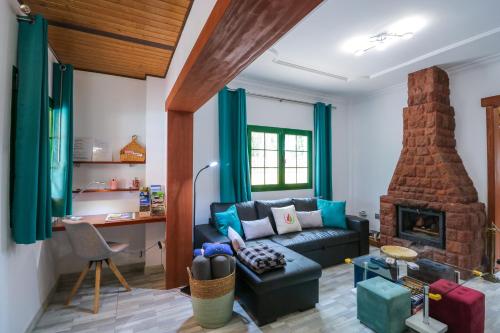 Posezení v ubytování Majestic Mountain Villa with heated pool