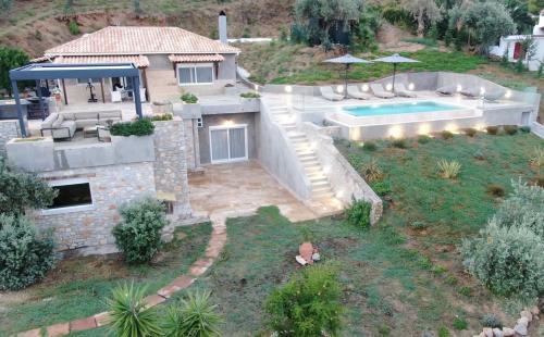Gallery image of Villa Ftelia Oasis,Skiathos in Megali Ammos