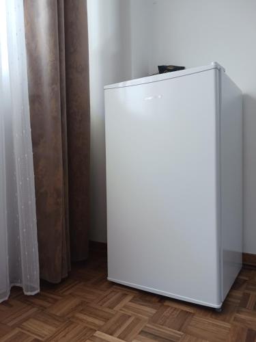 Φωτογραφία από το άλμπουμ του Rooms 10 mins walk from train station! σε Agualva