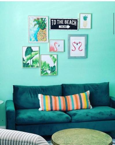 Ruang duduk di The Pineapple Pad At Coastal Waters - 104
