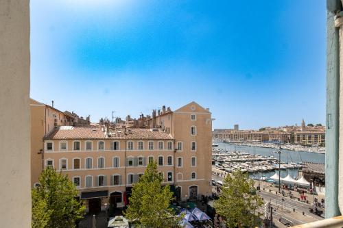 Standing Vieux port 110 m2, Marseille