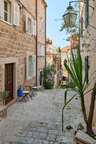 Modern Stone House, luxury suites in Dubrovnik Old Town