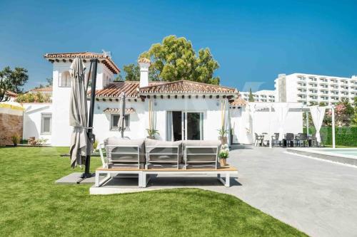 Villa with private heated Pool by the beach & port - Benalmadena by REMS photo 22