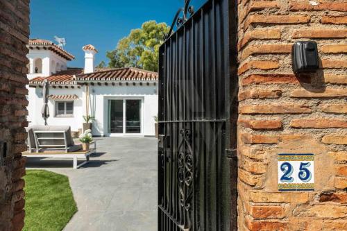 Villa with private heated Pool by the beach & port - Benalmadena by REMS photo 46