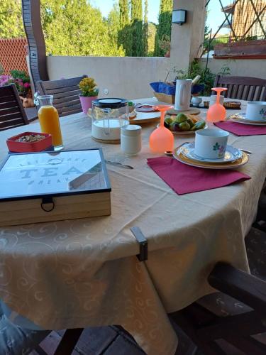 Mad i den private indkvartering eller i nærheden