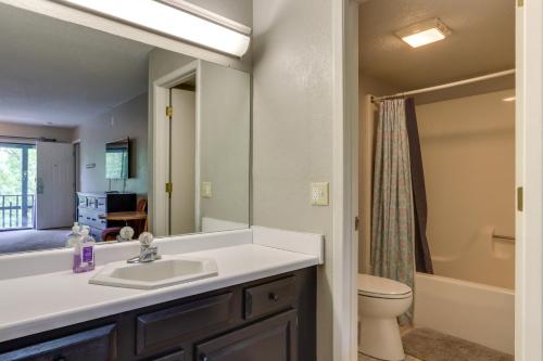O baie la Hot Tub and Fire Pit Margaritaville Resort Home!