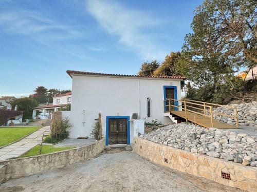 Το κτήριο όπου στεγάζεται  το bed & breakfast