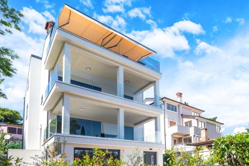 Modern Apartments Franci